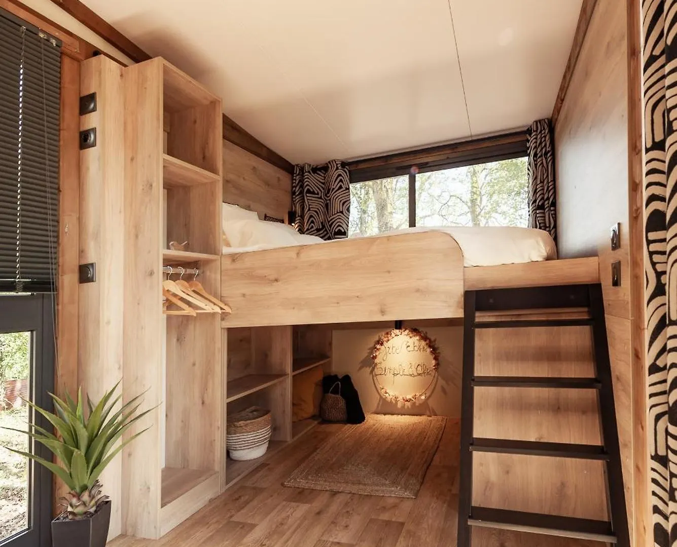 Gite Ethic Simple & Chic Labastide-Marnhac 0*,
